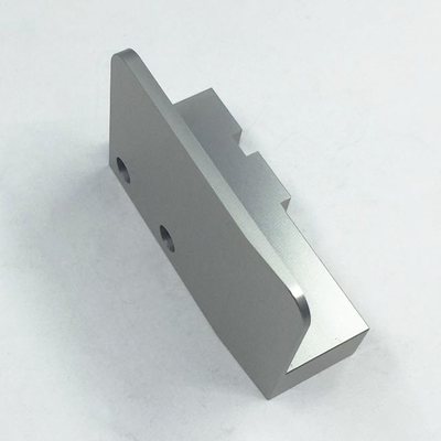 Pièces d'usinage en aluminium CNC personnalisées pour les performances