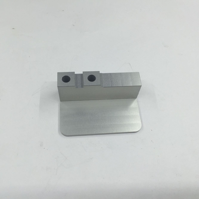 Pièces d'usinage en aluminium CNC personnalisées pour les performances