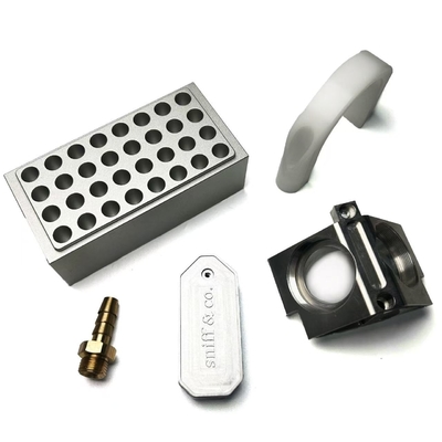 Machinerie CNC pour les pièces métalliques et autres matières plastiques