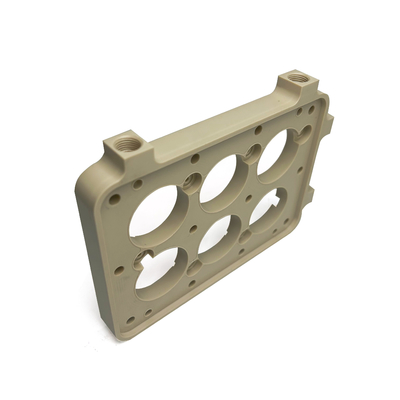 Traitement CNC de pièces PEEK