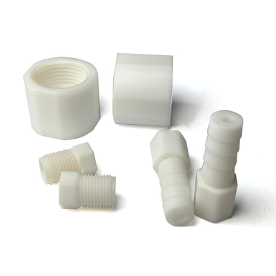 Traitement CNC de pièces POM