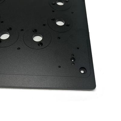 Machining CNC de pièces en aluminium anodisé